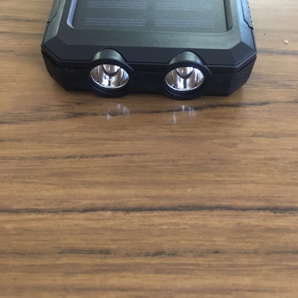 solar battery power bank - Picture 7 of 7